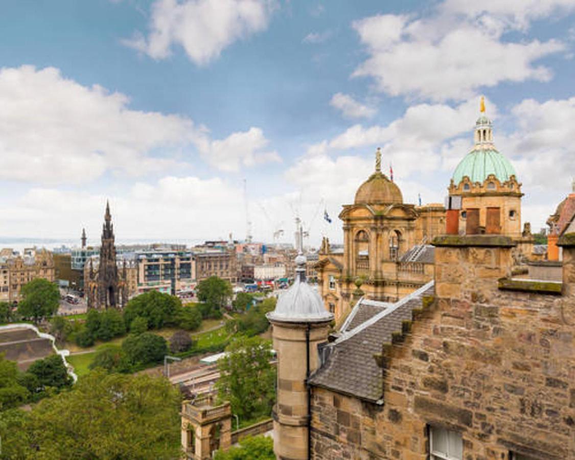 Modern Studio Next To Edinburgh Castle Apartment Exterior photo